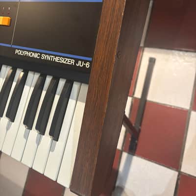 Roland Juno 6 61 keys polyphonic 1980 - Nero image 3