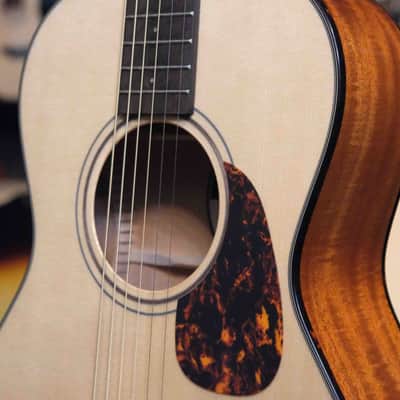 Furch Vintage 1 OOM SM a Sitka Spruce/African Mahogany Acoustic Guitar image 4