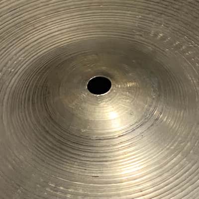Zildjian Avedis 1970s 16” Thin Stamp Crash Cymbal (902gr) image 3