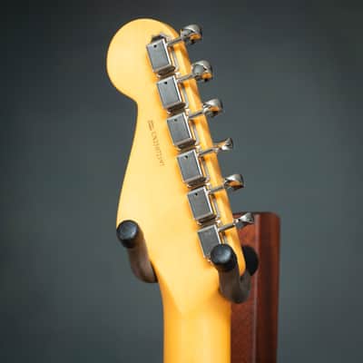 Fender American Professional Classic Stratocaster HSS Maple Fingerboard - Faded Black - US25072197 image 7