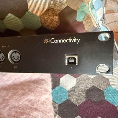 iConnectivity Mio10 Advanced USB MIDI Interface 2010s - Silver image 3