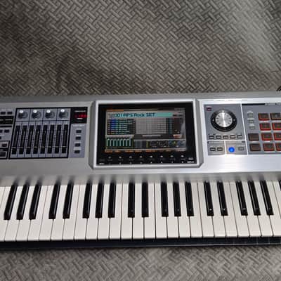 Roland Fantom G7 ✅ Ultimate 76-Key Workstation Flagship ✅ Advanced SonicCell Sound Engine ✅ Fully Checked & Cleaned ✅ Massive Color Display & Sequencing Power ✅ Worldwide Shipping