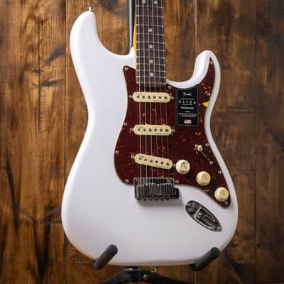 Fender American Ultra Stratocaster with Rosewood Fretboard 2019 - Present - Arctic Pearl image 1