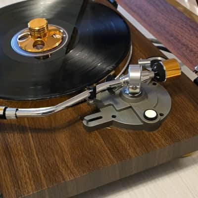 VINTAGE THORN RESTORED TURNTABLE/33/45 SPEED/GOLD STYLE CHROME EDITION image 3