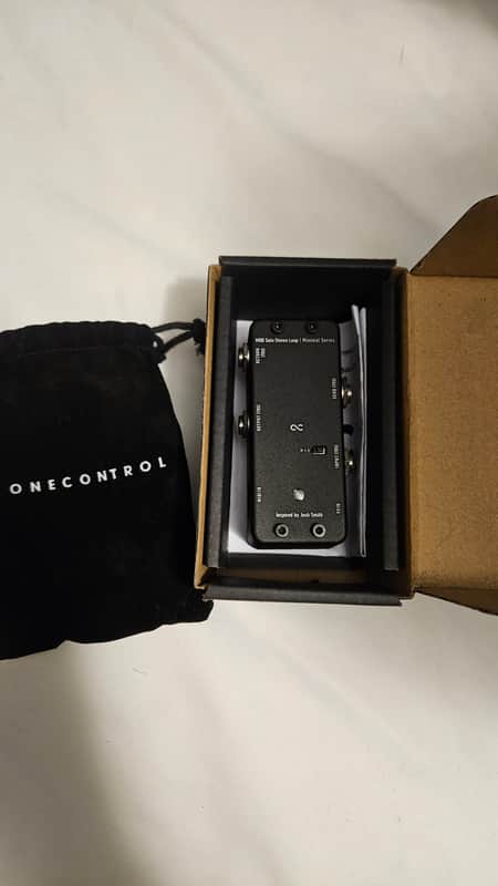 One Control MIDI Solo Stereo Loop 2021 - Present - Black image 1