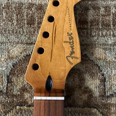 Fender Roasted Maple Strat Neck, 22 Jumbo Frets, 12", Pau Ferro, Flat Oval Shape image 5