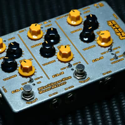 Markbass Pro Bass Mixer | 3In/2Out | Double Bass and Electric Bass
