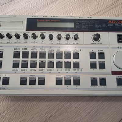 ** RARE/ make me an offer** Royal AR 200 drum machine image 1
