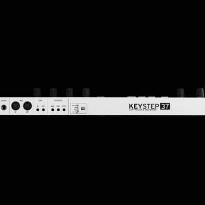 Arturia KEYSTEP37 37-Key Keyboard Controller w/ Sequencer image 2