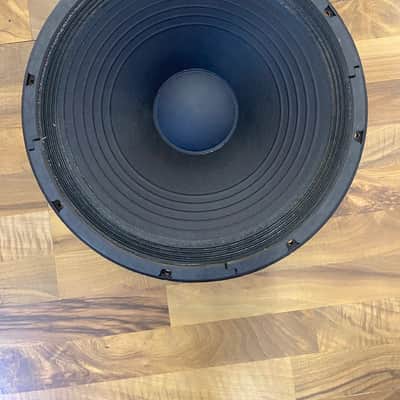 Fender 002-9008-000 15" Woofer Speaker – 8 Ohm – 200W – NOS imagen 3