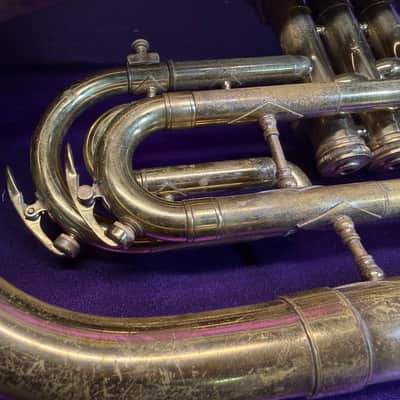 King 1124 Marching Baritone - Lacquer image 13