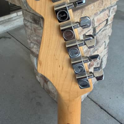 Fender Buddy Guy Artist Series Signature Stratocaster Black with Polka Dots Roadworn image 6