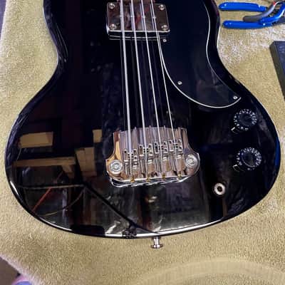 Epiphone EB-0 short scale bass guitar in black/ebony image 3