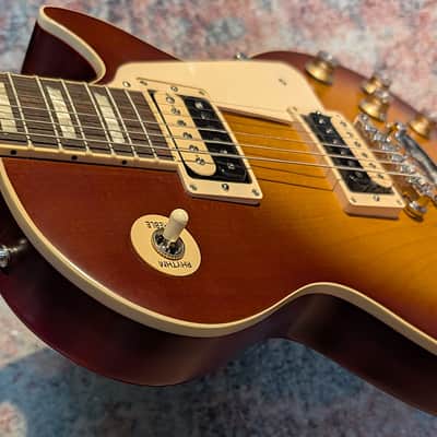 2021 Gibson Les Paul Classic Faded Limited Edition - Satin image 9