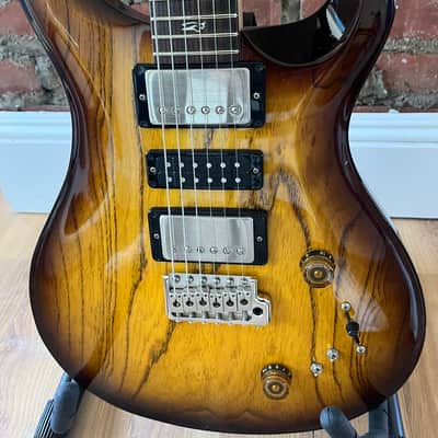 PRS Swamp Ash Special 2025 - McCarty Tobacco Sunburst w Rosewood Fingerboard and Black Pick-up Rings image 2