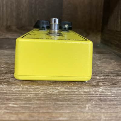 Xotic AC Booster 2007 - 2020 - Yellow image 2