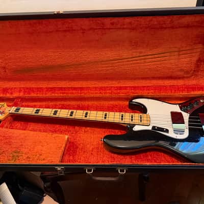 Fender Jazz bass guitar 1973 - Black image 1