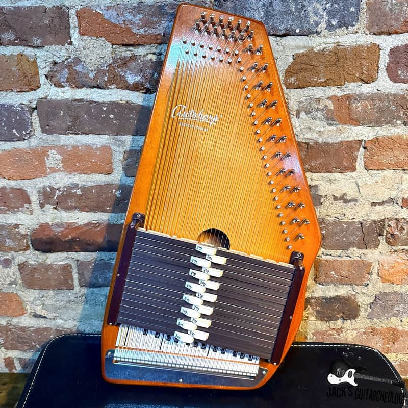 Oscar Schmidt Model 15 Autoharp