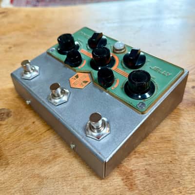 Beetronics Royal Jelly Overdrive / Fuzz 2018 - Present - Various image 2