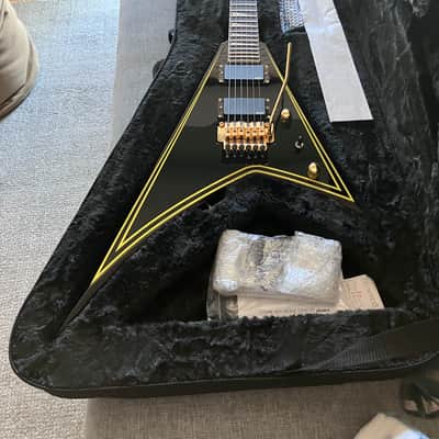 Jackson MJ Series Rhoads RR24MG 2023 Black with Yellow Pinstripes image 7