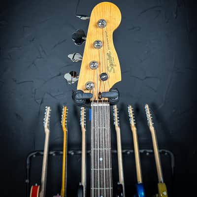 Squier Classic Vibe 60's Precision Bass - 3-Tone Sunburst image 4