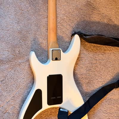 Peavey Mystic 1984-1985 - Arctic White image 2