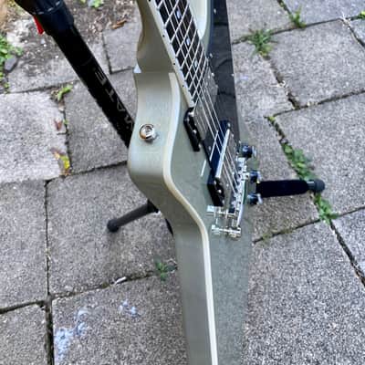 Epiphone Explorer Pro TV Silver - Limited Edition image 2