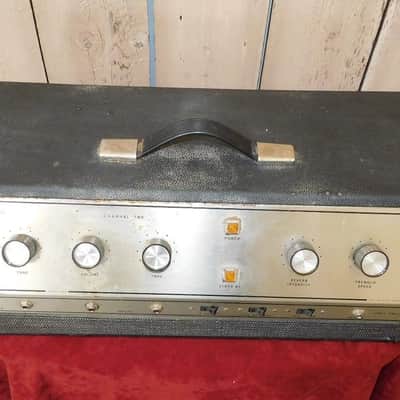 Vintage 1960's Valco / Montgomery Ward GVC 9085A Tube Amp image 3