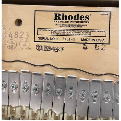 Rhodes Mark II Stage 73-Key Electric Piano 1983 - Black Flat Top image 6