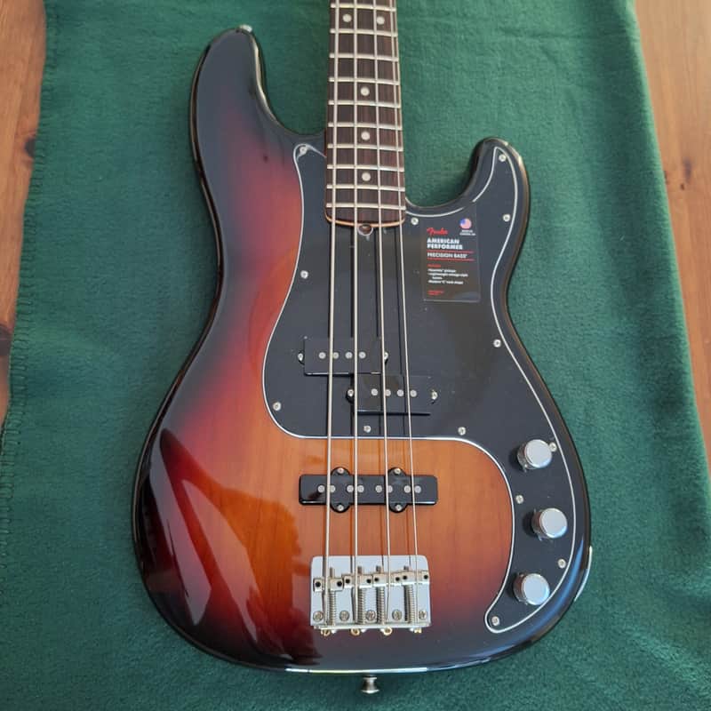 Fender American Performer Precision Bass with Rosewood Fretboard