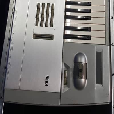 Korg Trinity 61 key polyphonic workstation 1990's - Silver/Grey image 4