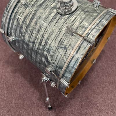 PDP CX Series 22x17 Bass Drum — Light Blue Onyx image 3