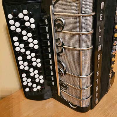 Weltmeister Button Accordion 5 Row 120 Bass Made in Germany Buttons Straps Vintage Rare image 3