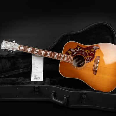 2015 Gibson Hummingbird Standard - HCS Heritage Cherry Sunburst | USA All Solid Square Shoulder Dreadnought Acoustic Guitar L.R. Baggs Pickup | CoA OHSC image 2