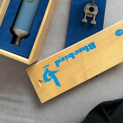 Blue Bluebird Large Diaphragm Condenser Microphone 2019 - Blue image 5