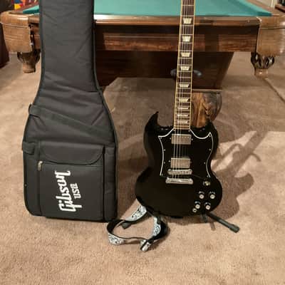 Gibson SG Standard 2009 Black Solid Body Electric Guitar (like new) comes with new Gibson padded  gigbag and Strap, SG serial#004191371 image 1
