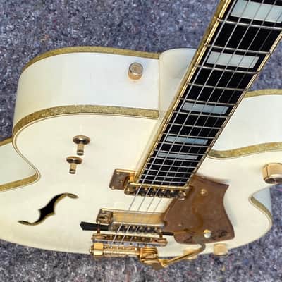 Gretsch White Falcon 1976 - 17" wide hollow single cutaway body image 5