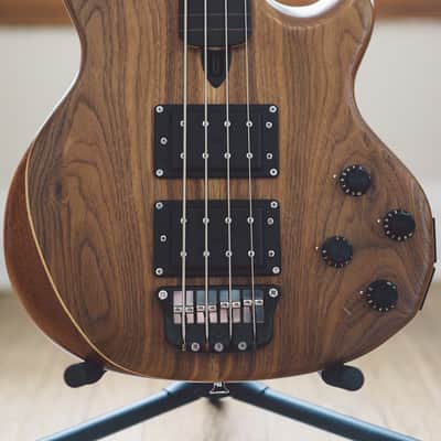 Wal Mk2 Fretless American Walnut Facings, Mahogany Core, Ebony Fretboard Electric Bass Guitar image 2