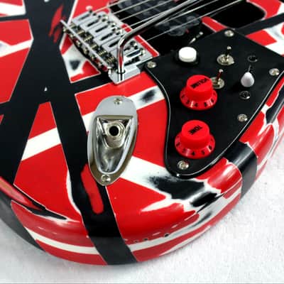 Custom Painted & Upgraded Fender Squier SE Strat With Matching Headstock (Relic'ed) image 12