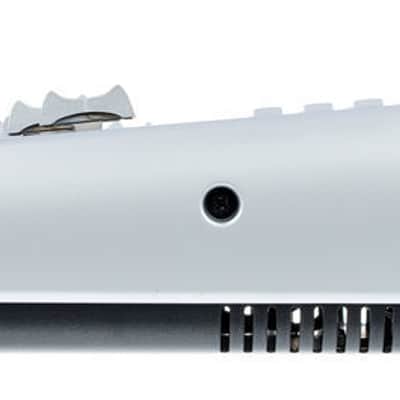 Behringer X-Touch Extender USB DAW Controller image 11