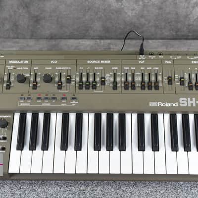Roland SH-101 Gray Vintage Monophonic Synthesizer in Good condition image 2