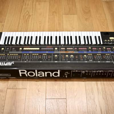 Immagine Roland Jupiter 6 1983 - 1985 - 2