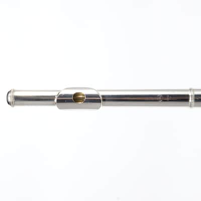 Yamaha Model YFL-462H Intermediate Flute SN K34319 EXCELLENT image 7