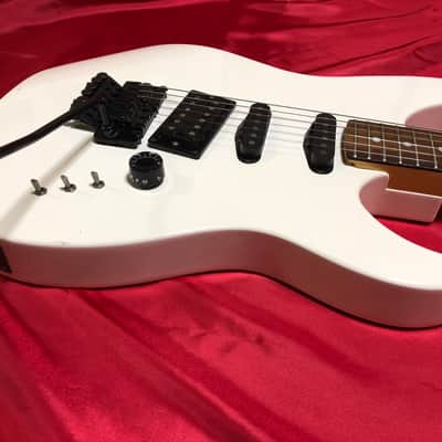 Kramer JK3000 NEPTUNE NJ JAPAN Electric Guitar 1990's White image 8