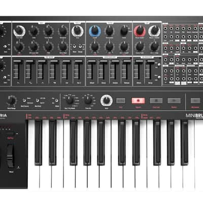Arturia Minibrute 2 Noir Analog Synthesizer - Black Edition