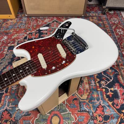 Fender Mustang Traditional 60's Olympic White Rosewood image 10