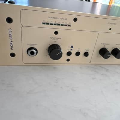 TL Audio 5050 image 2