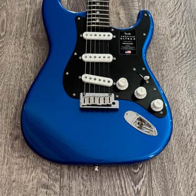 Fender American Ultra II Stratocaster – Blue Metallic – USA image 4