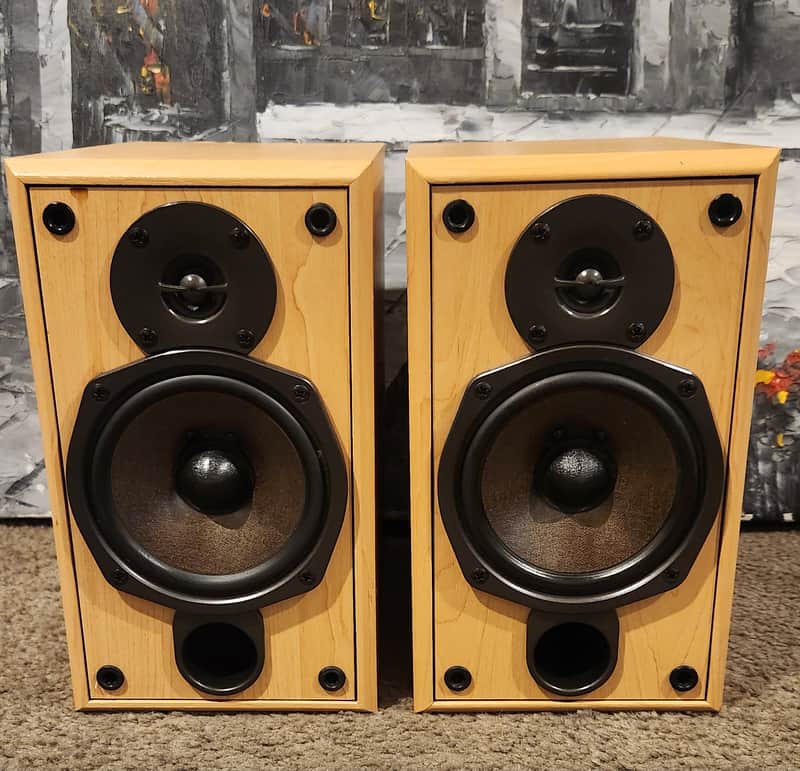 Onkyo Onkyo D-N5 2-Way Bass Reflex Speaker System (2001-06) 2001
