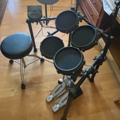 Alesis Nitro Mesh Kit Electronic Drum Set 2010s - Black image 2